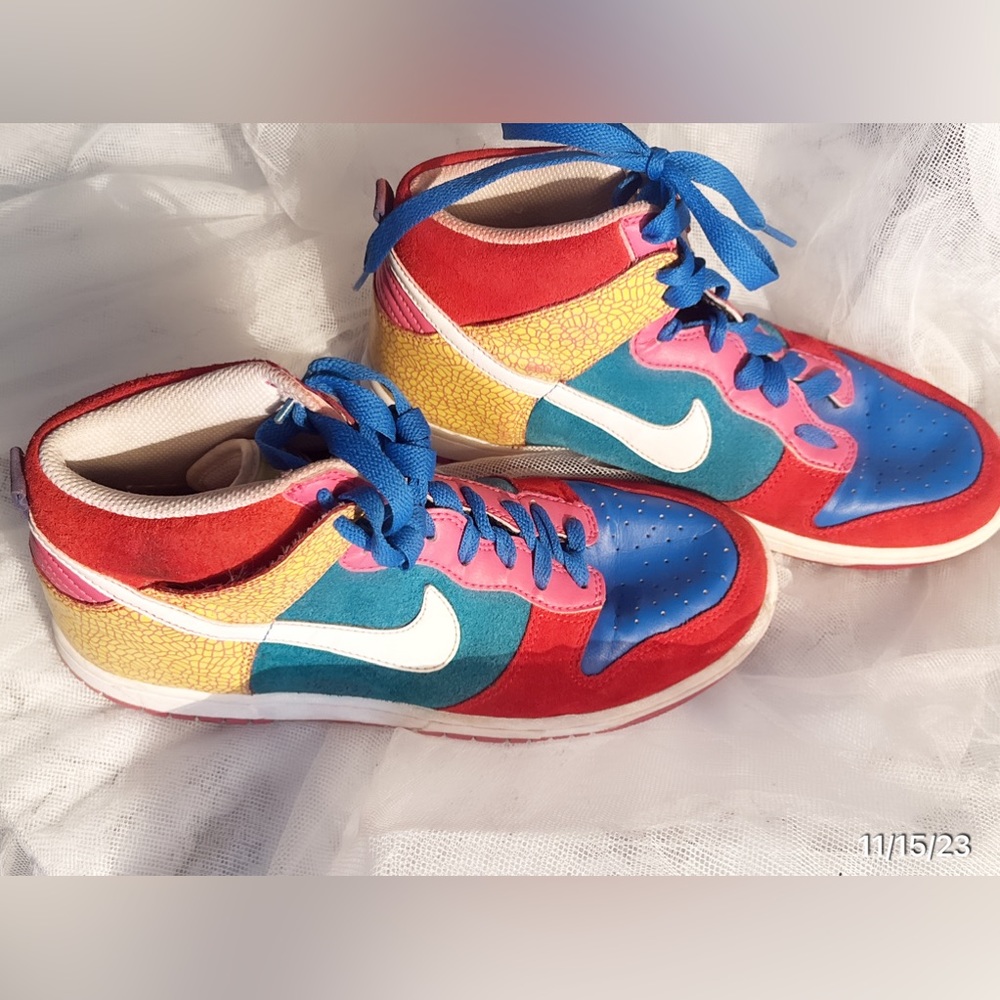 Vintage 2009 Nike Dunk Hi